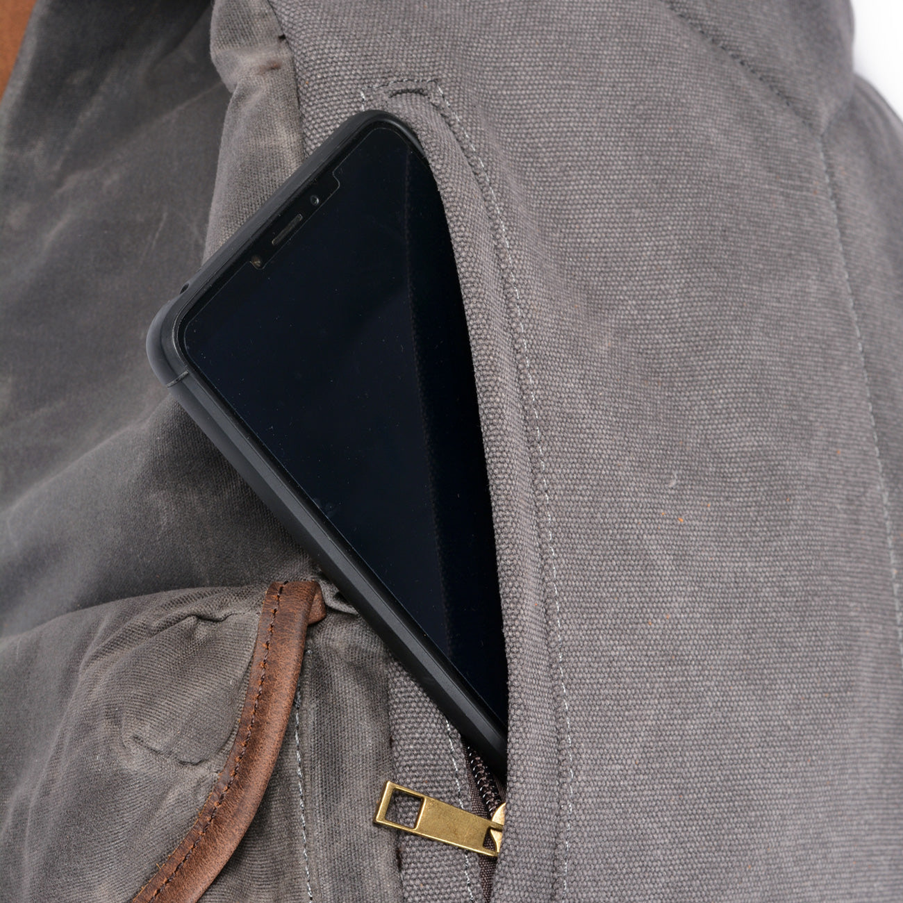 Large Capacity Traveling Backpack