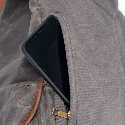 Large Capacity Traveling Backpack